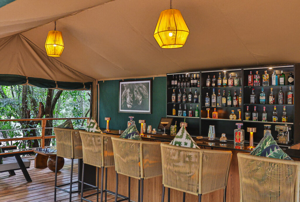 Bar & Lounge Area Serenity Mara Legends Camp